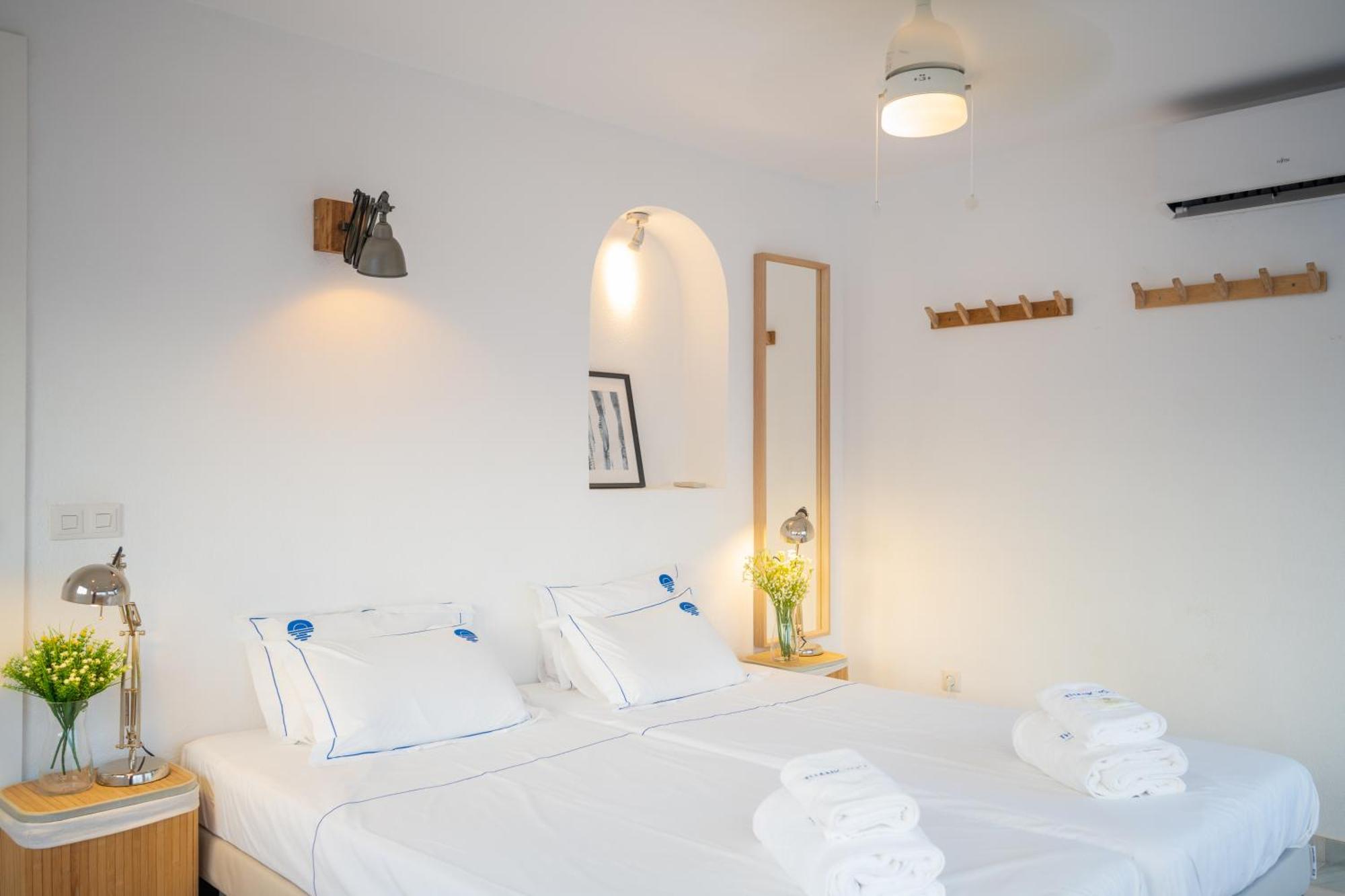 Typical Beach House Las Chapas Playa With Heated Pool ماربيا المظهر الخارجي الصورة